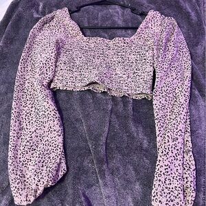 Cheetah patterned, long sleeve crop shirt